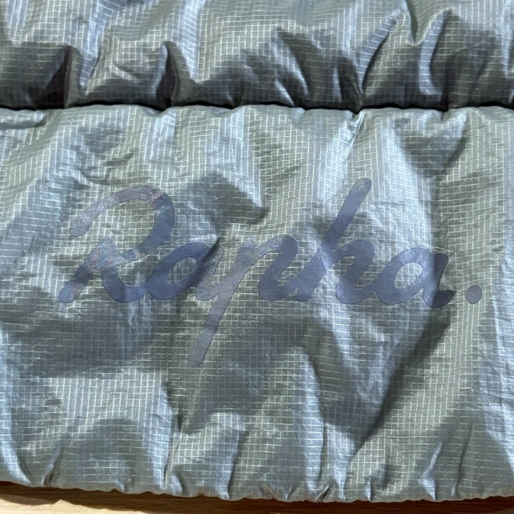 Rapha Explore Lightweight Down Jacket Size Large - image 7